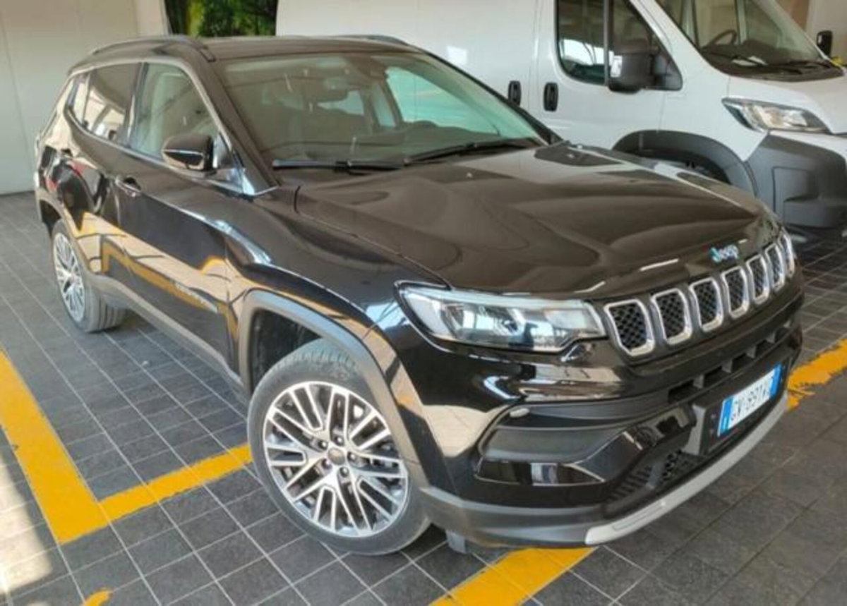 Jeep Compass 1.3 T4 190CV PHEV AT6 4xe Limited (3)