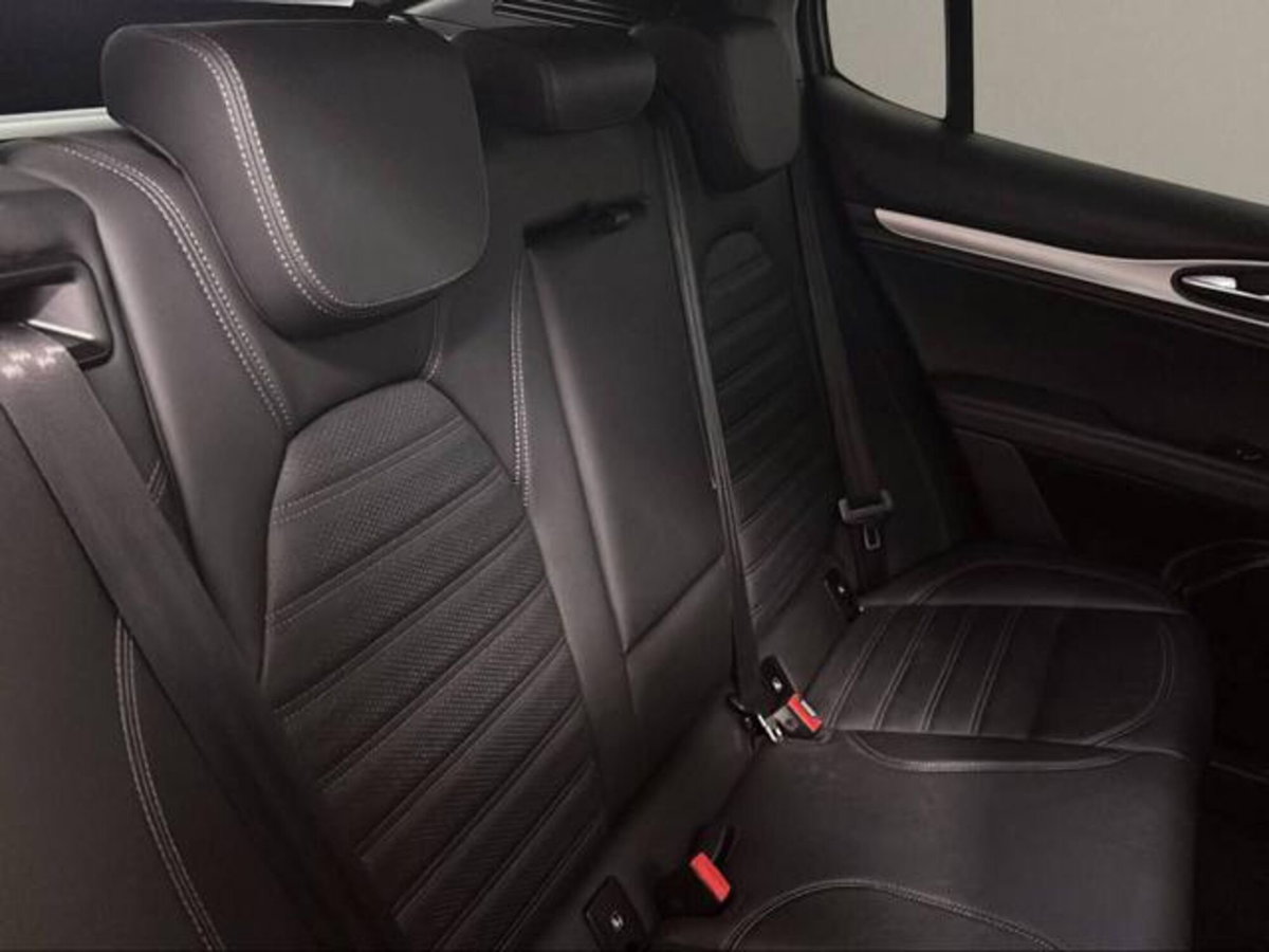Alfa Romeo Stelvio Stelvio 2.2 Turbodiesel 210 CV AT8 Q4 Veloce (15)