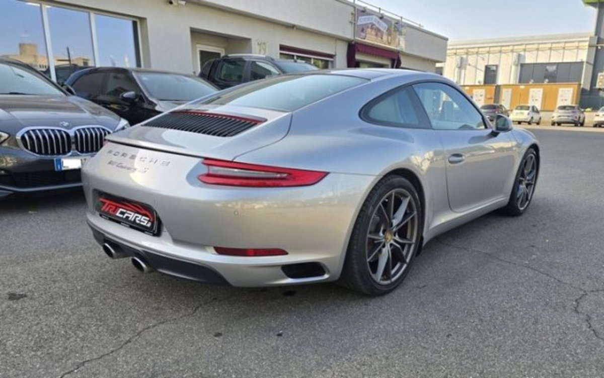 Porsche 911 Coupé 3.0 Carrera S (2)