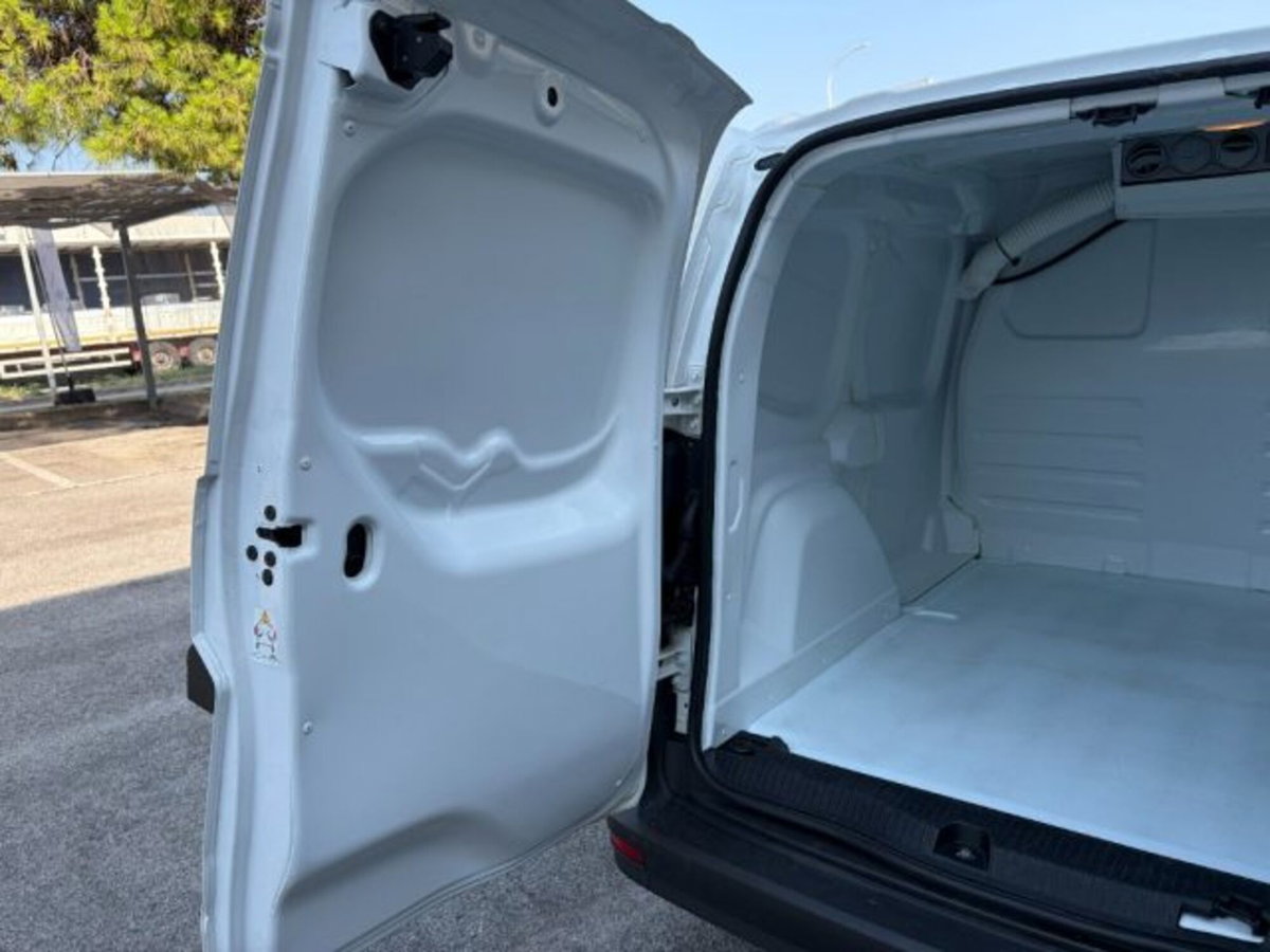 Mercedes-Benz Citan 1.5 112 CDI Furgone Long (11)