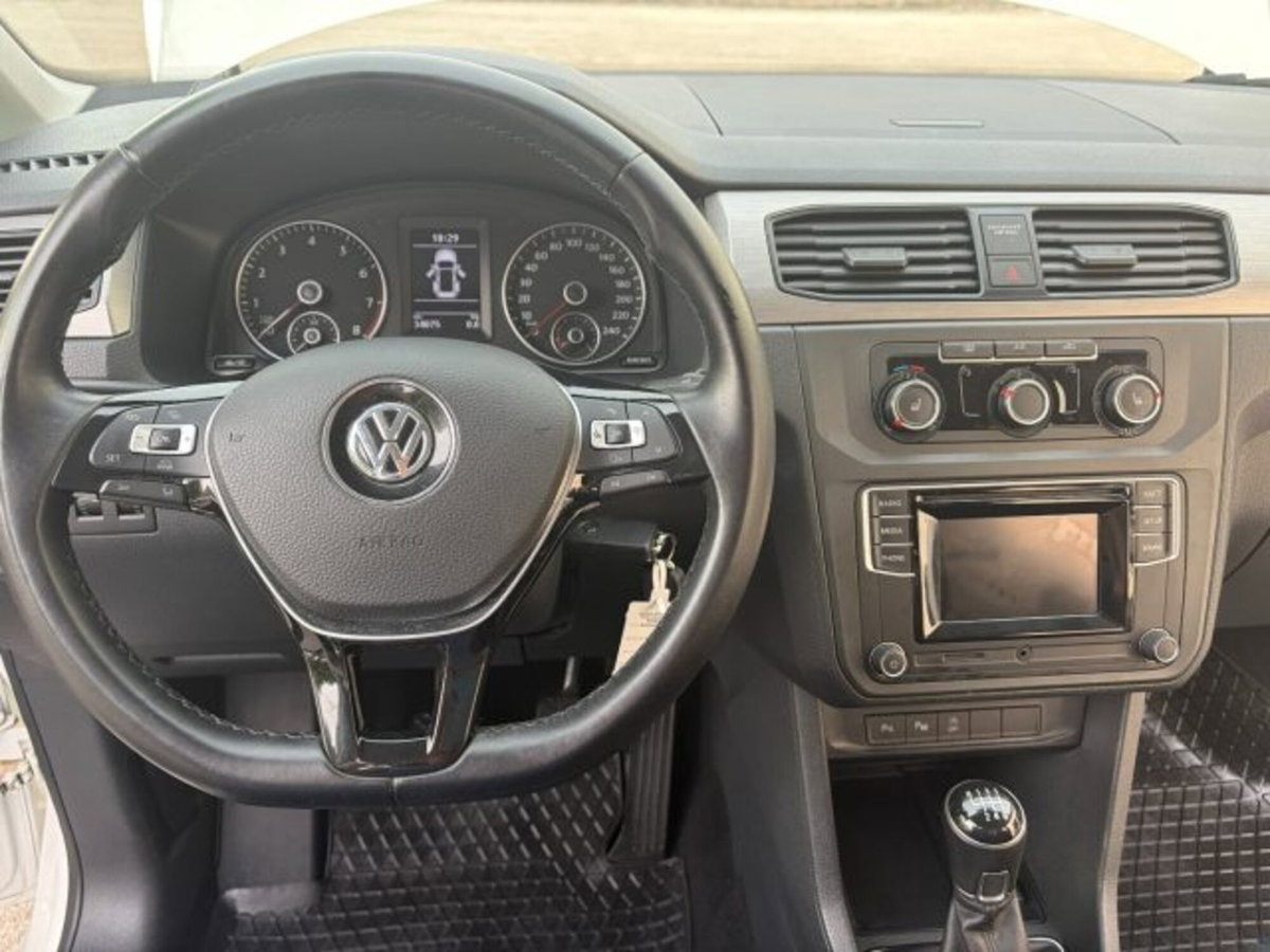 Volkswagen Caddy 1.4 TGI Trendline (14)