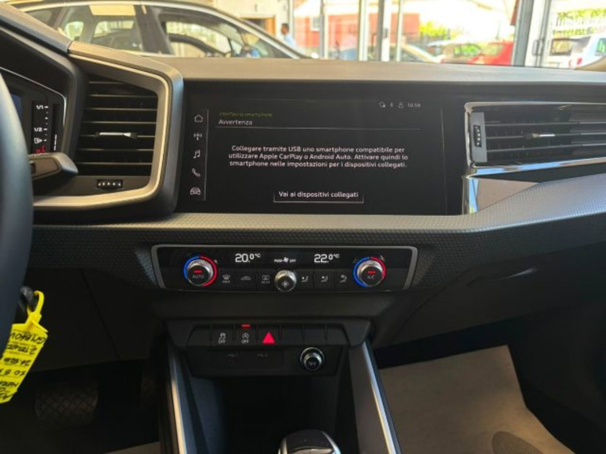 Audi A1 allstreet allstreet 30 TFSI S tronic Identity Contrast (14)