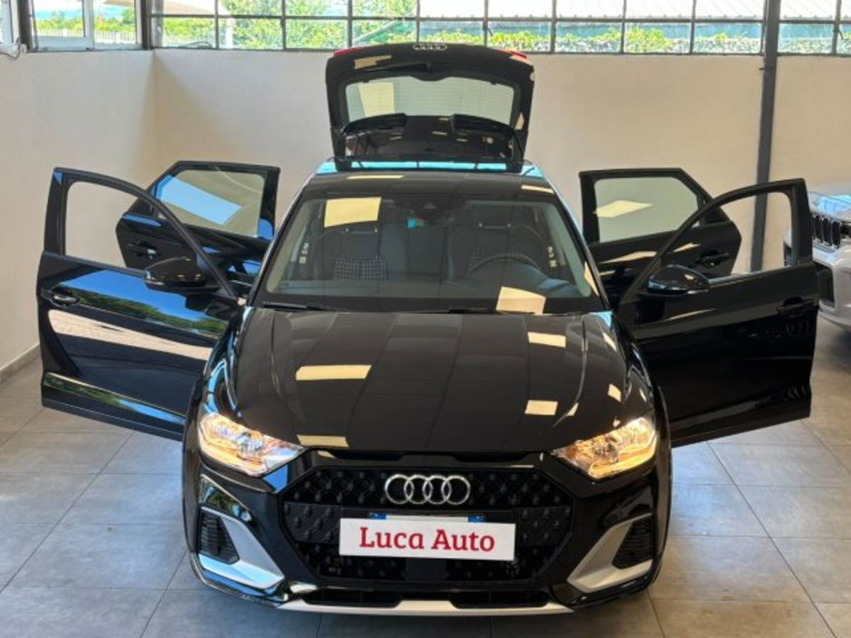 Audi A1 allstreet allstreet 30 TFSI S tronic Identity Contrast (2)