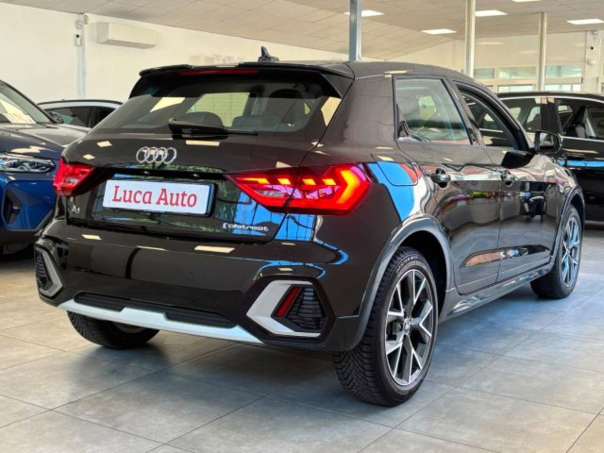Audi A1 allstreet allstreet 30 TFSI S tronic Identity Contrast (4)