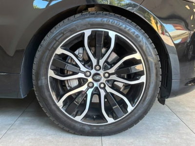 Land Rover Range Rover Sport 3.0D l6 300 CV HSE Dynamic Stealth (8)