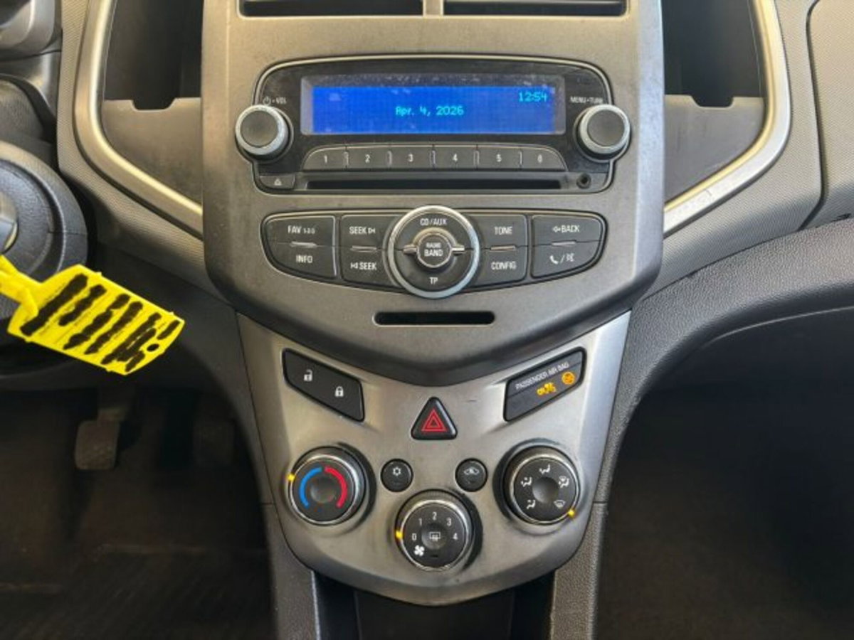 Chevrolet Aveo 1.2 86CV 4 porte LT (14)
