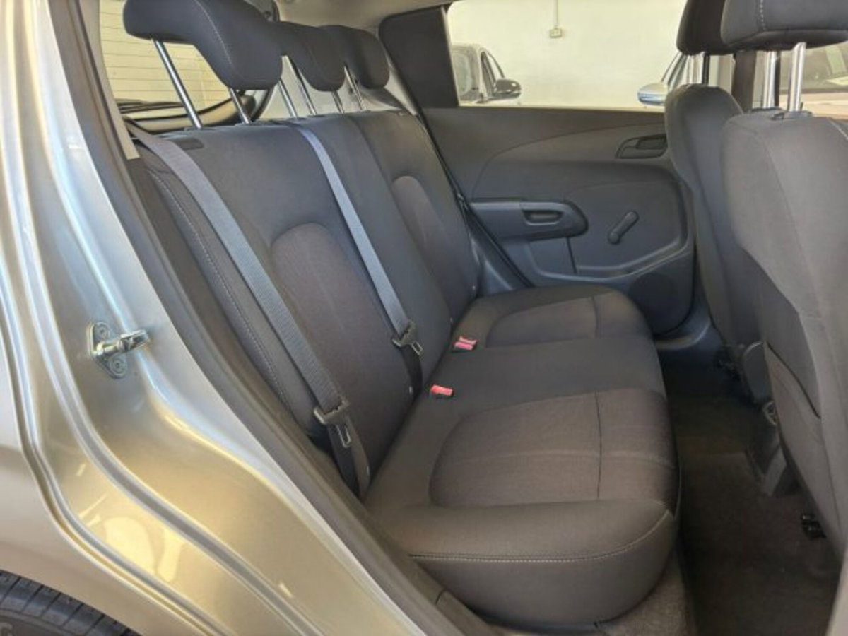 Chevrolet Aveo 1.2 86CV 4 porte LT (15)