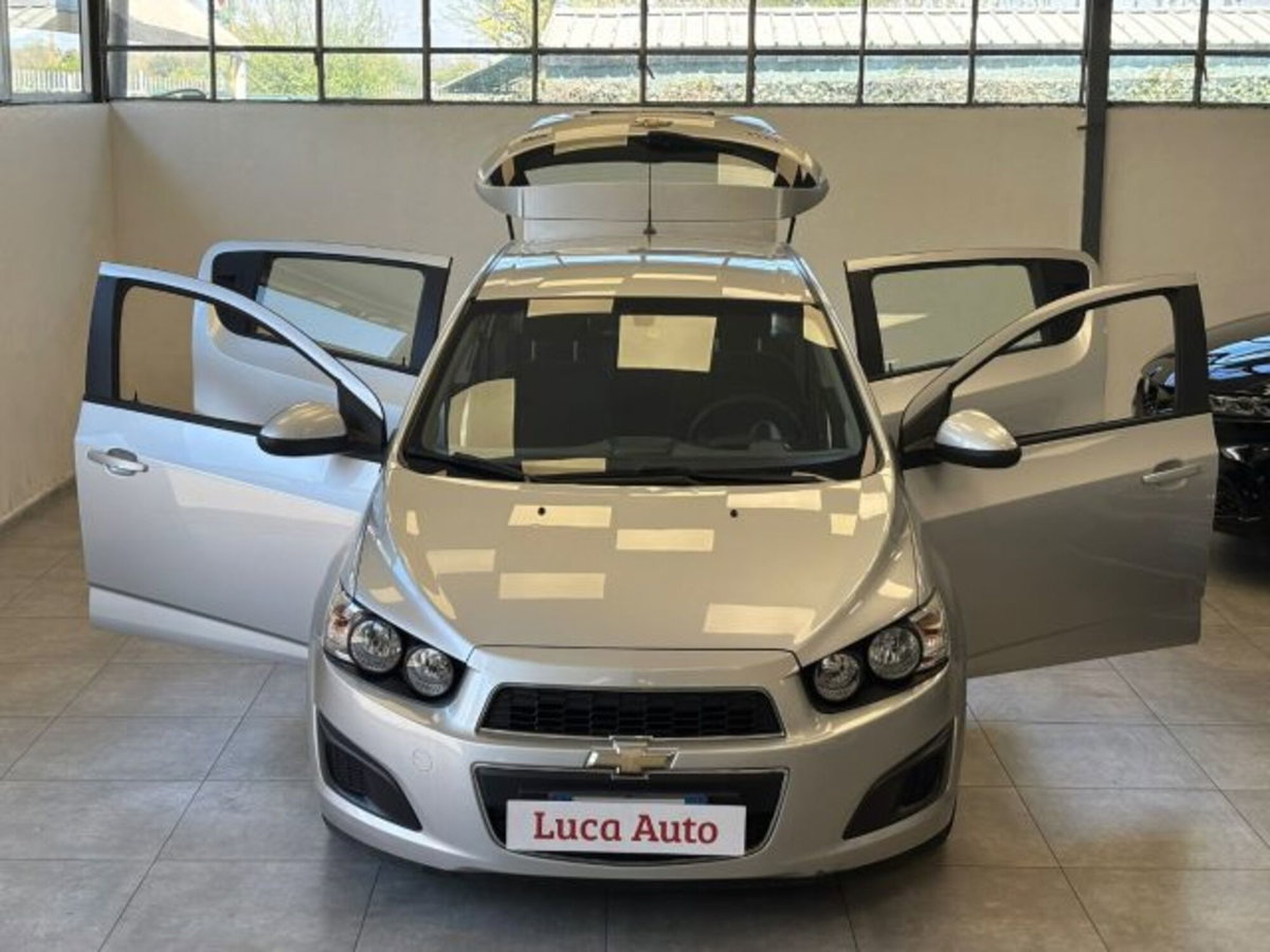 Chevrolet Aveo 1.2 86CV 4 porte LT (2)