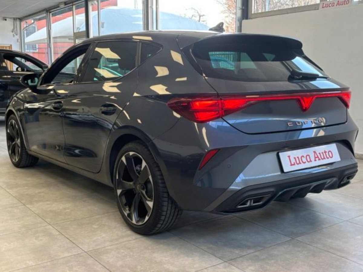Cupra Leon Leon 1.5 hybrid 150cv dsg (6)