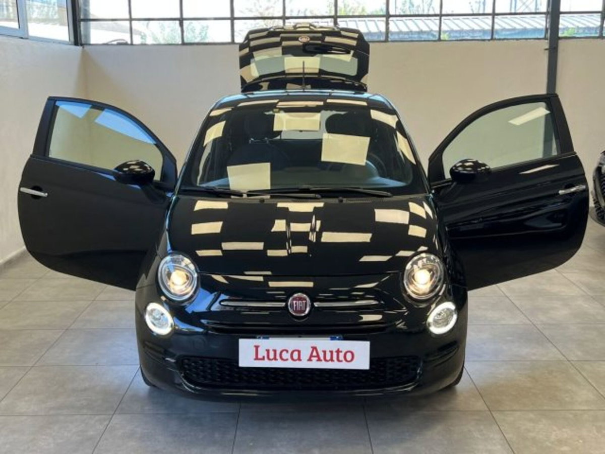 Fiat 500 1.0 Hybrid Red
