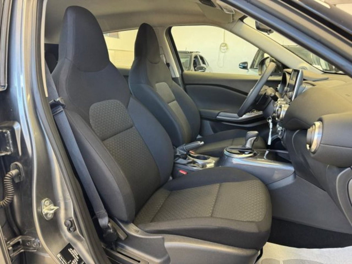 Nissan Juke 1.0 dig-t Acenta 114cv dct (9)