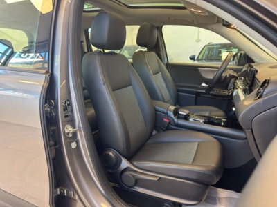 Mercedes-Benz GLB 180 d Advanced auto (9)
