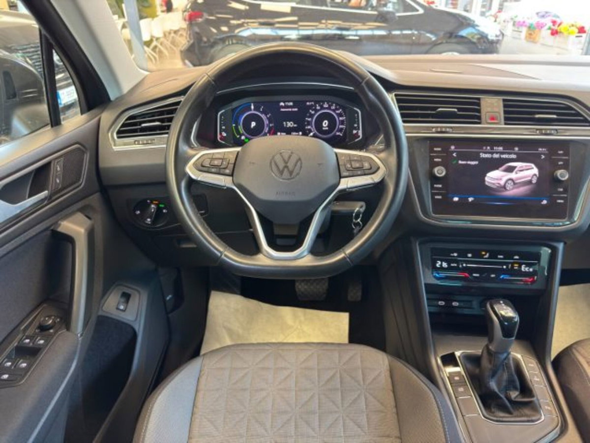 Volkswagen Tiguan 1.4 TSI eHYBRID DSG R-Line (11)