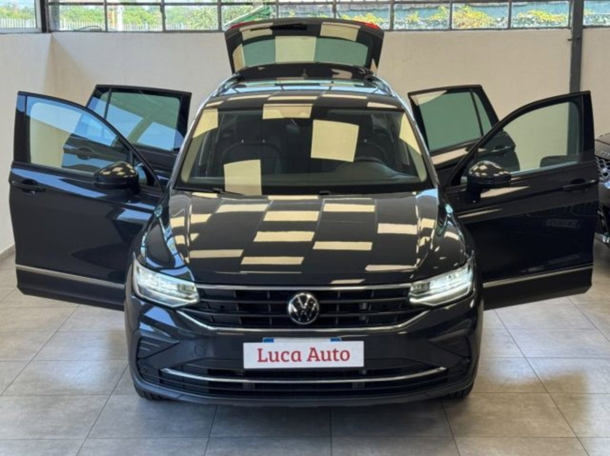 Volkswagen Tiguan 1.4 TSI eHYBRID DSG R-Line (2)