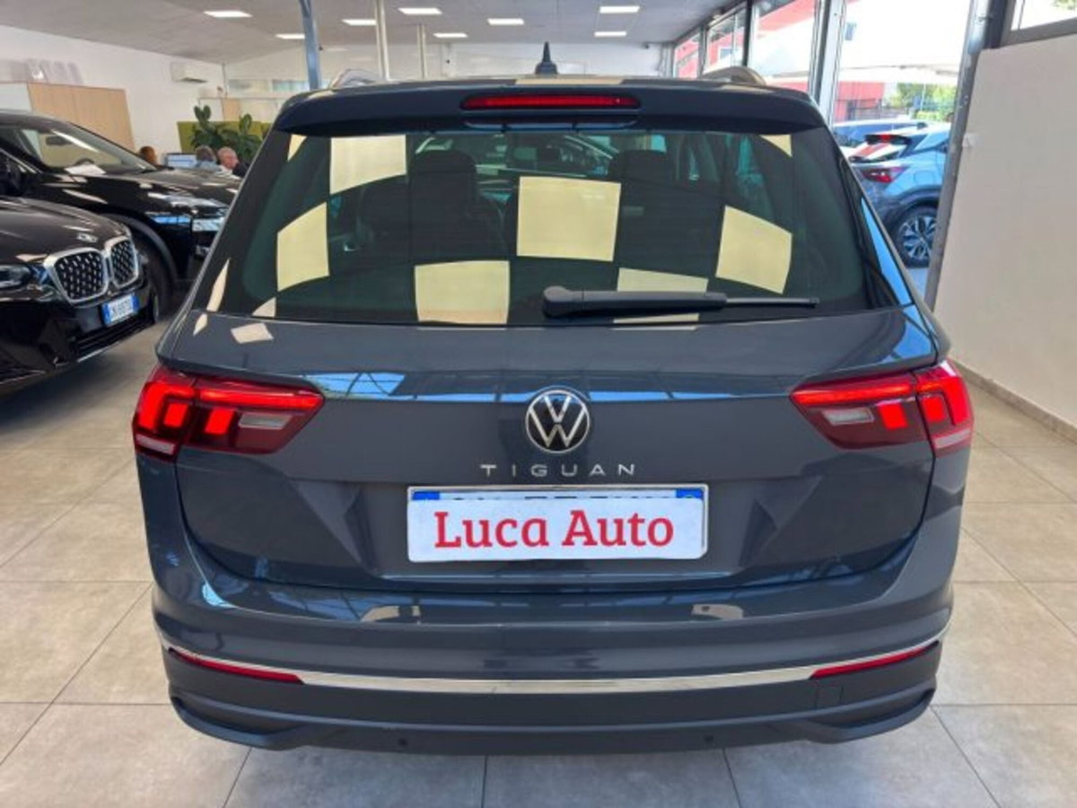 Volkswagen Tiguan 1.4 TSI eHYBRID DSG R-Line (5)