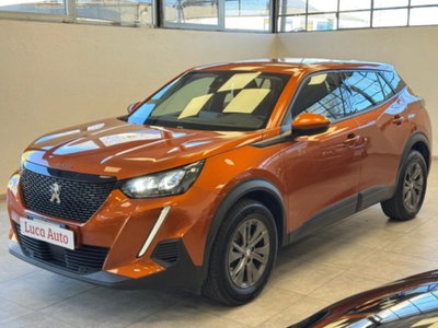Peugeot 2008 1.2 puretech Allure s&s 100cv usata