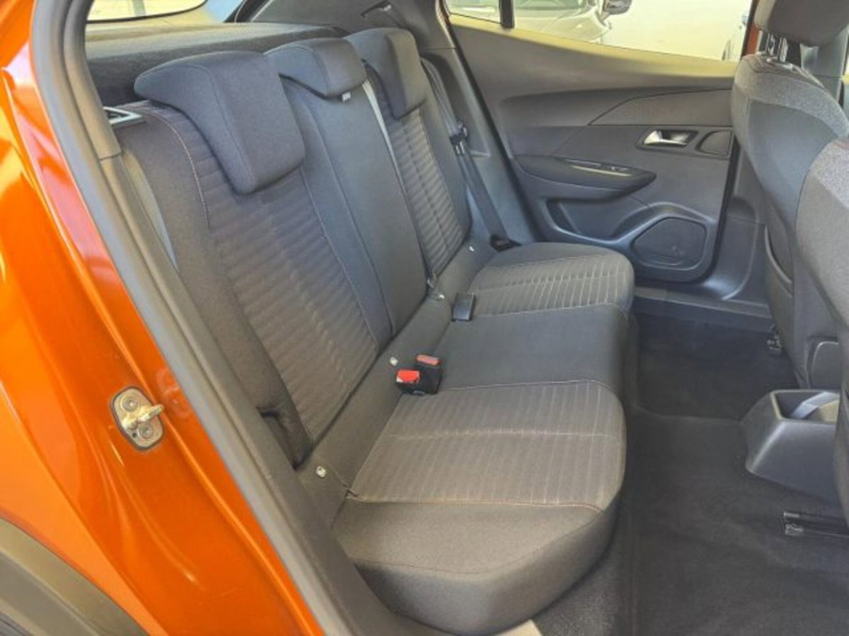 Peugeot 2008 1.2 puretech Allure s&s 100cv (15)