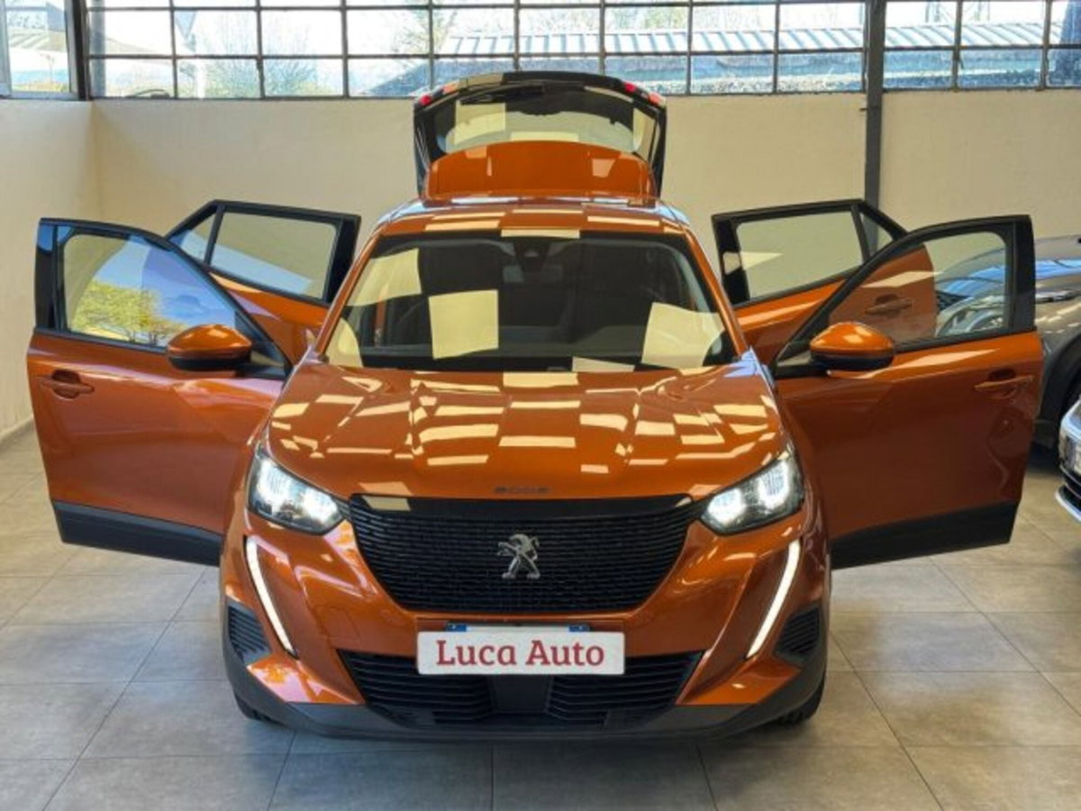 Peugeot 2008 1.2 puretech Allure s&s 100cv (2)