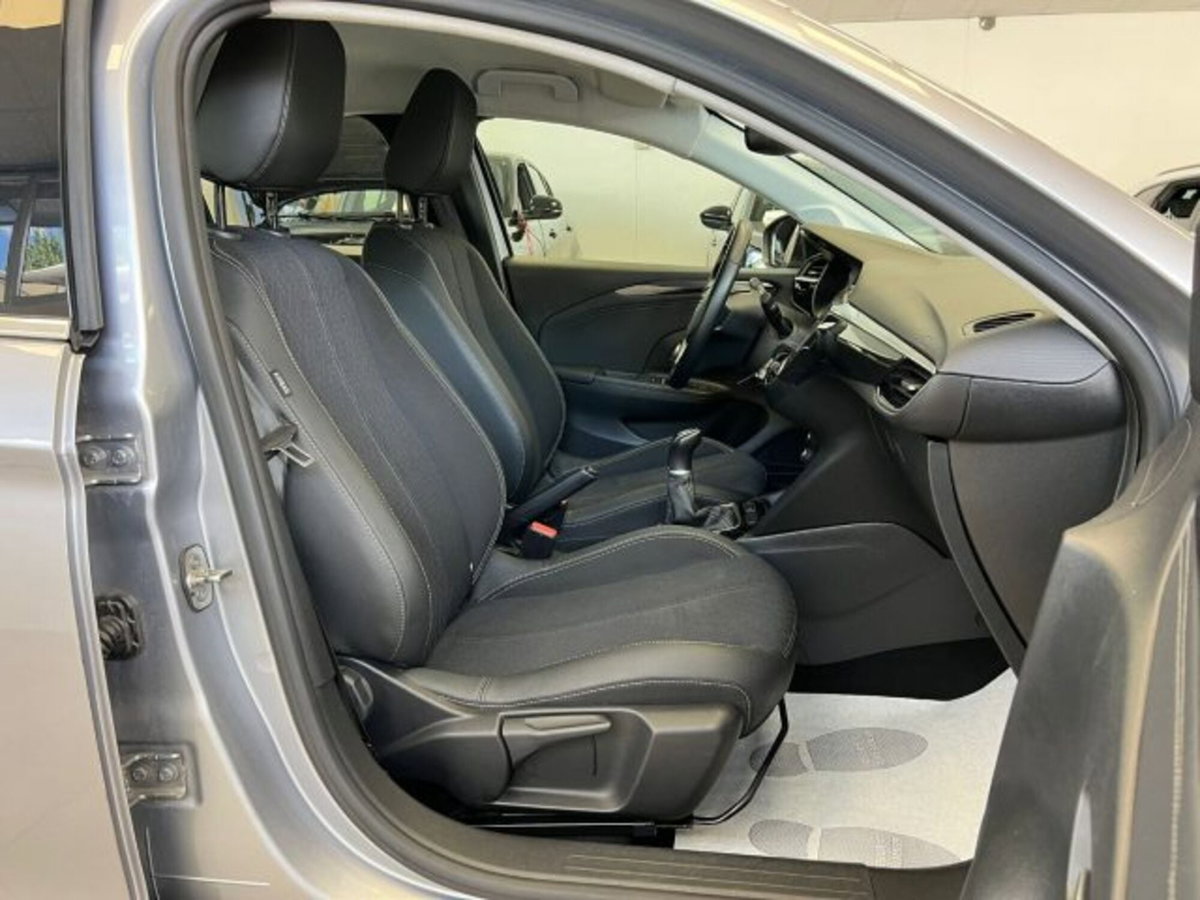 Opel Corsa 1.2 Elegance (8)