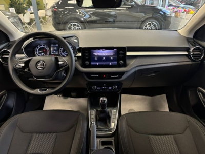 Skoda Fabia 1.0 mpi Selection 80cv (10)