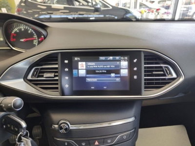 Peugeot 308 SW BlueHDi 120 S&S Allure (15)