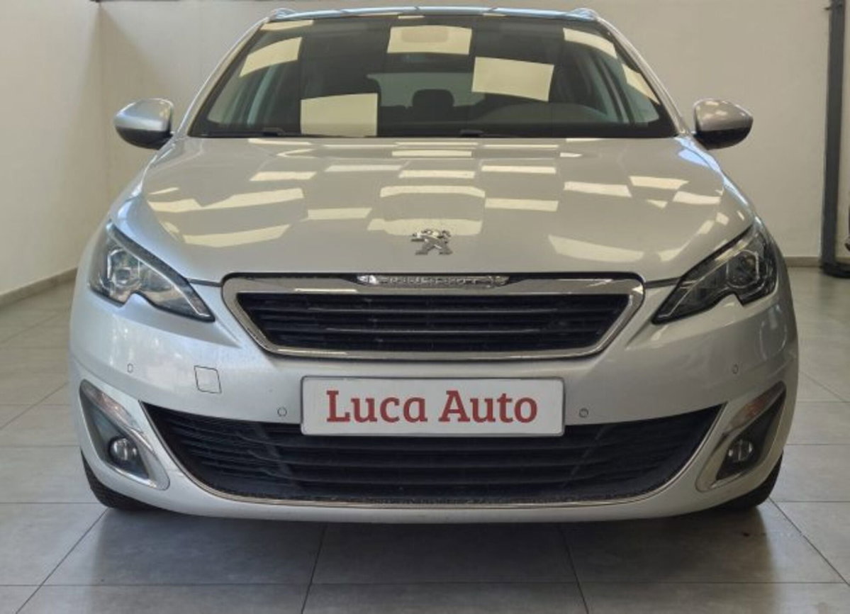 Peugeot 308 SW BlueHDi 120 S&S Allure (4)