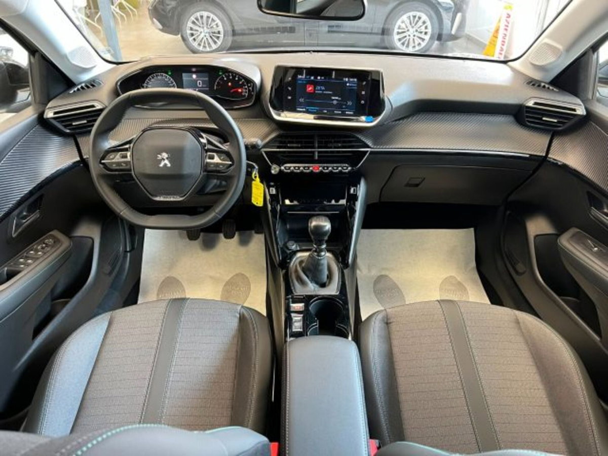 Peugeot 208 1.2 puretech Active s&s 100cv (11)