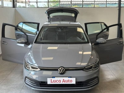 Volkswagen Golf 1.0 TSI EVO Life (2)