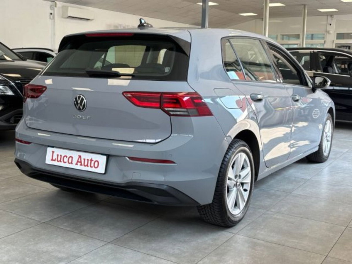 Volkswagen Golf 1.0 TSI EVO Life (4)