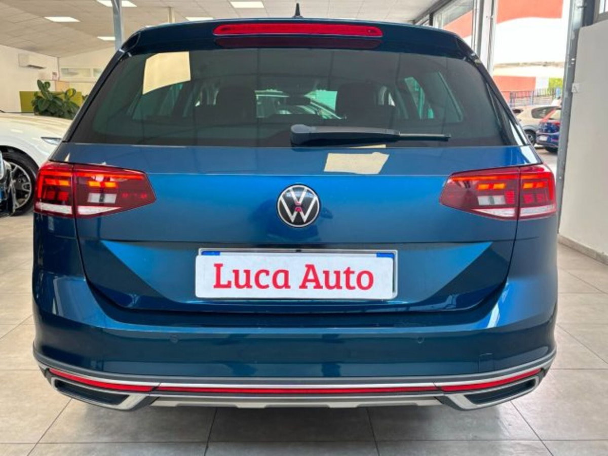 Volkswagen Passat Variant Alltrack 2.0 TDI 200 CV 4MOTION DSG (5)