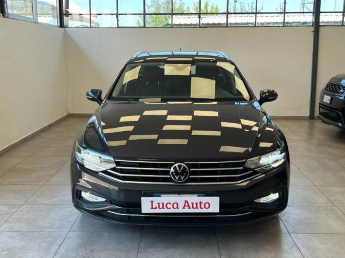 Volkswagen Passat Variant 2.0 TDI SCR 122 CV EVO DSG Business (2)