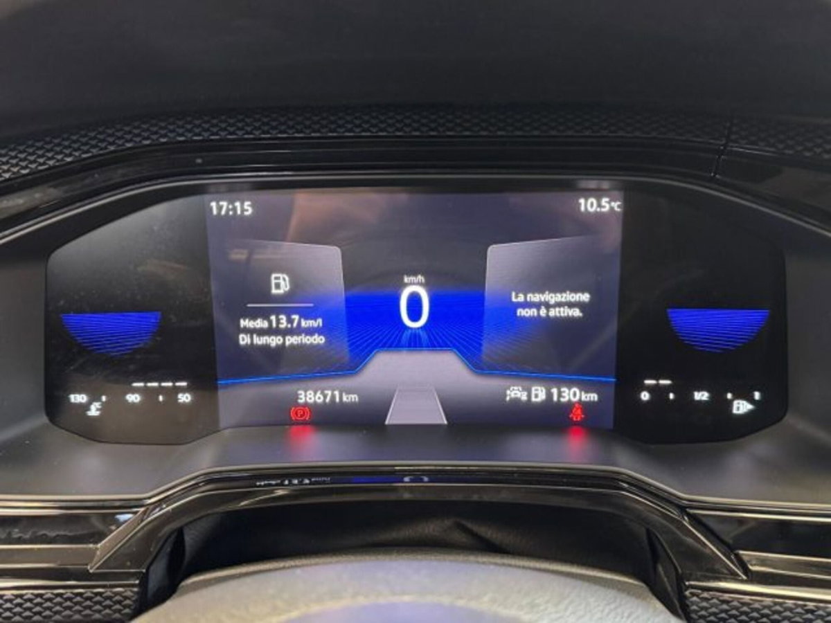 Volkswagen Taigo 1.0 tsi Edition 110cv (13)