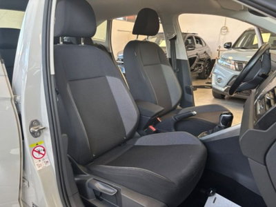 Volkswagen Taigo 1.0 TSI 110 CV DSG R-Line (9)