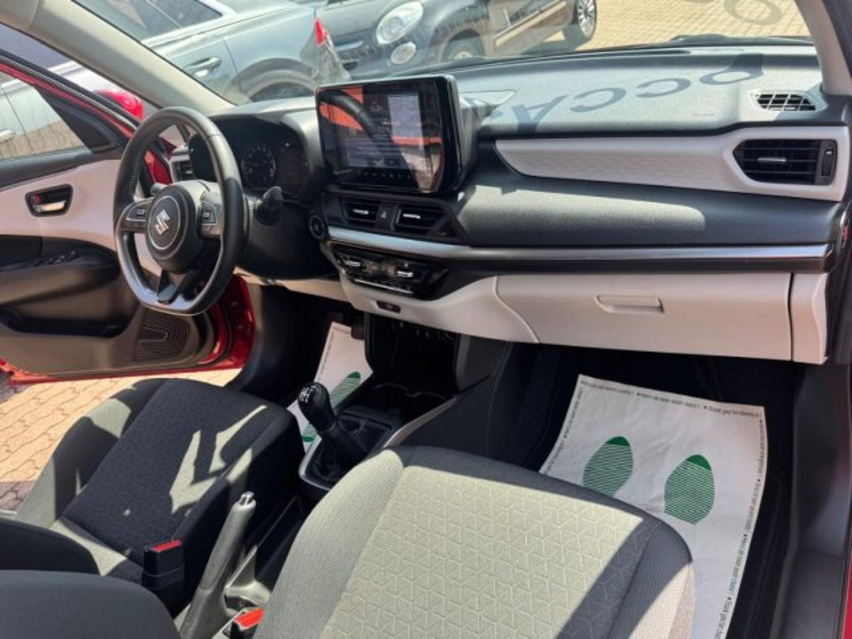 Suzuki Swift 1.2h Top 2wd (9)