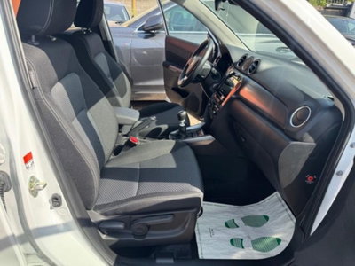 Suzuki Vitara 1.4 Hybrid Easy Cool (17)