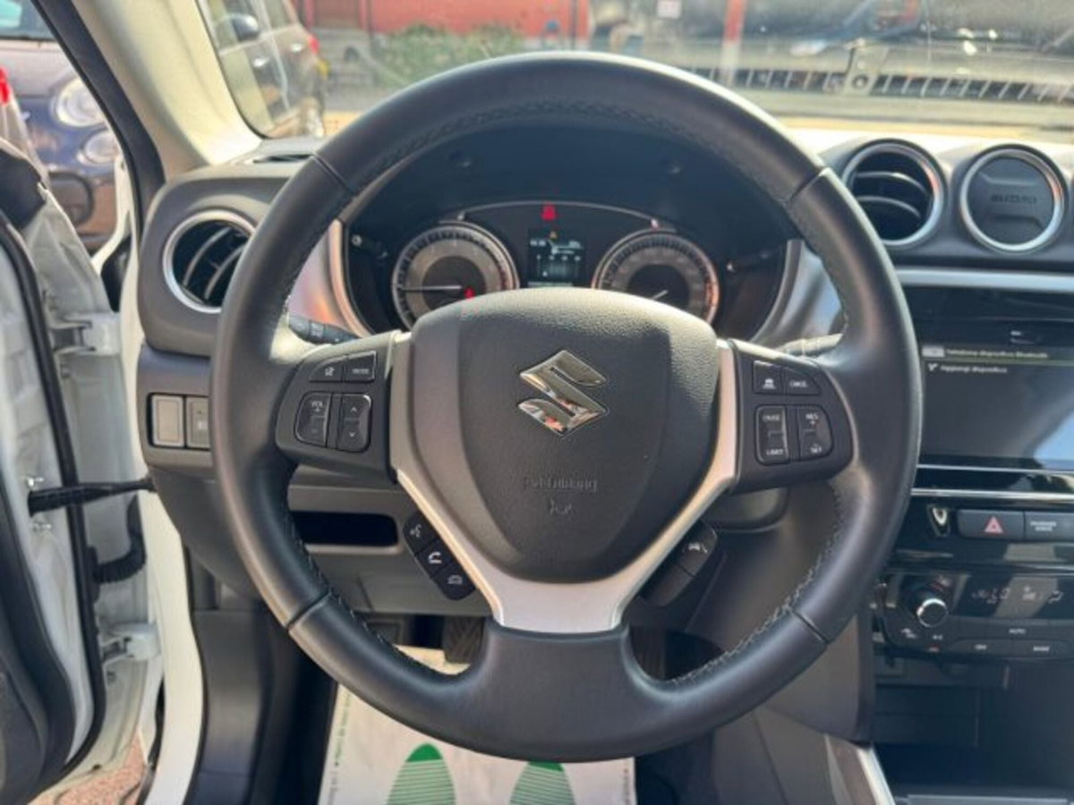 Suzuki Vitara 1.4 Hybrid Easy Cool (8)
