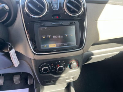Dacia Lodgy 1.6 8V 85CV 5 posti (6)