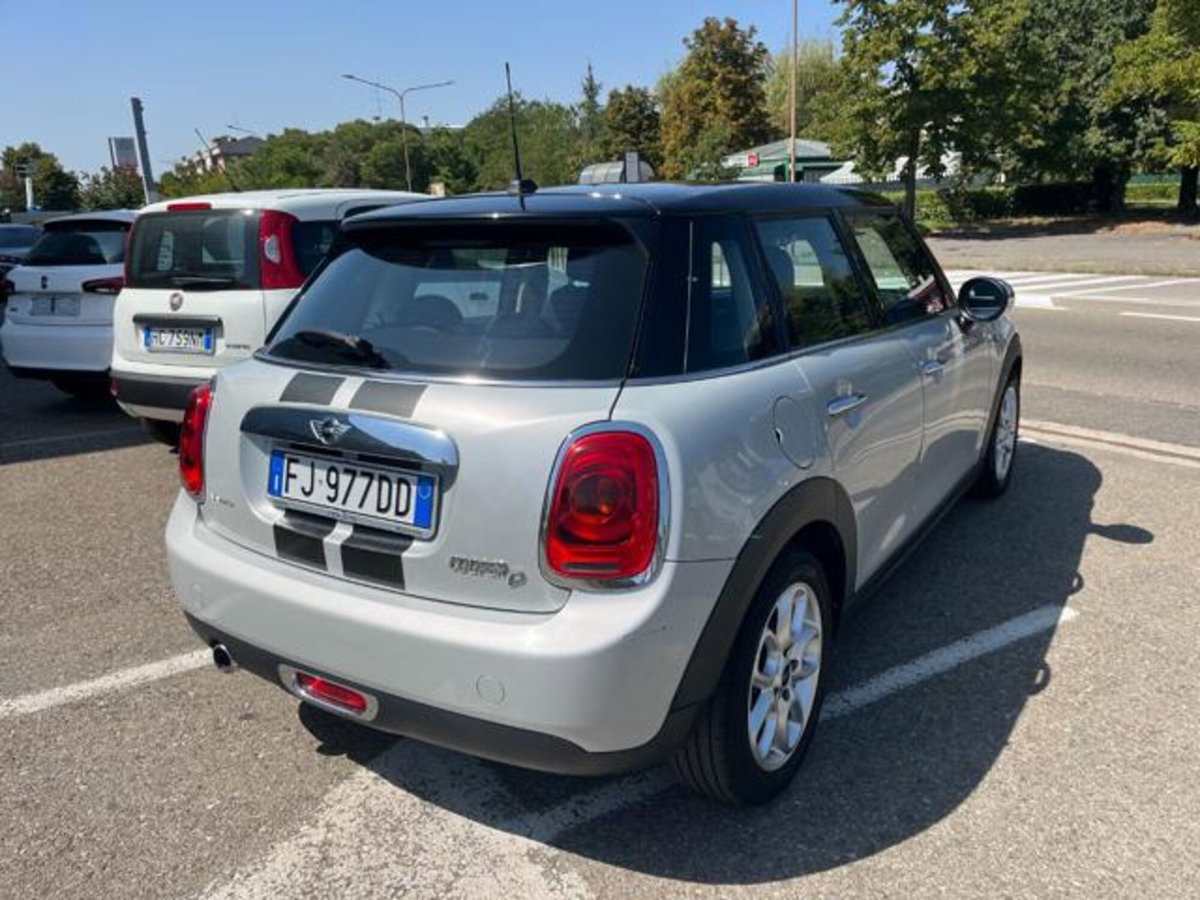 MINI Mini 1.5 Cooper D Hype 5 porte (5)