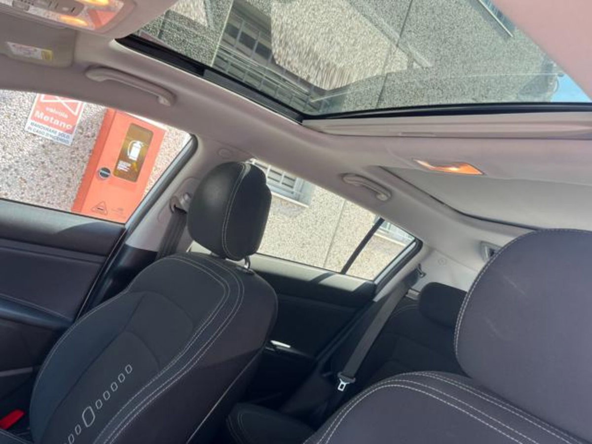 Kia Sportage 1.7 CRDI 2WD Class (5)