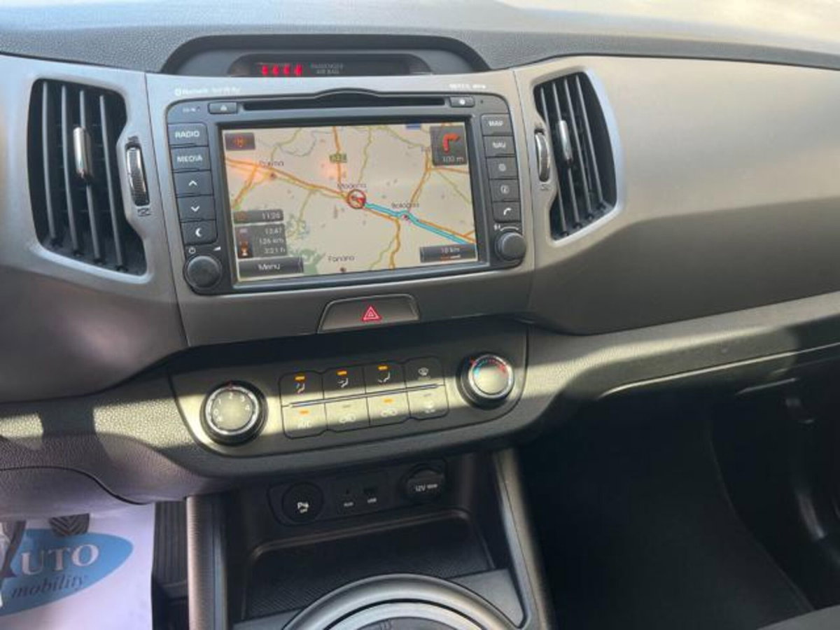 Kia Sportage 1.7 CRDI 2WD Class (8)