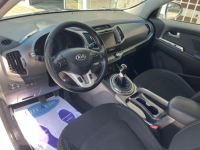 Kia Sportage 1.7 CRDI 2WD Class (9)