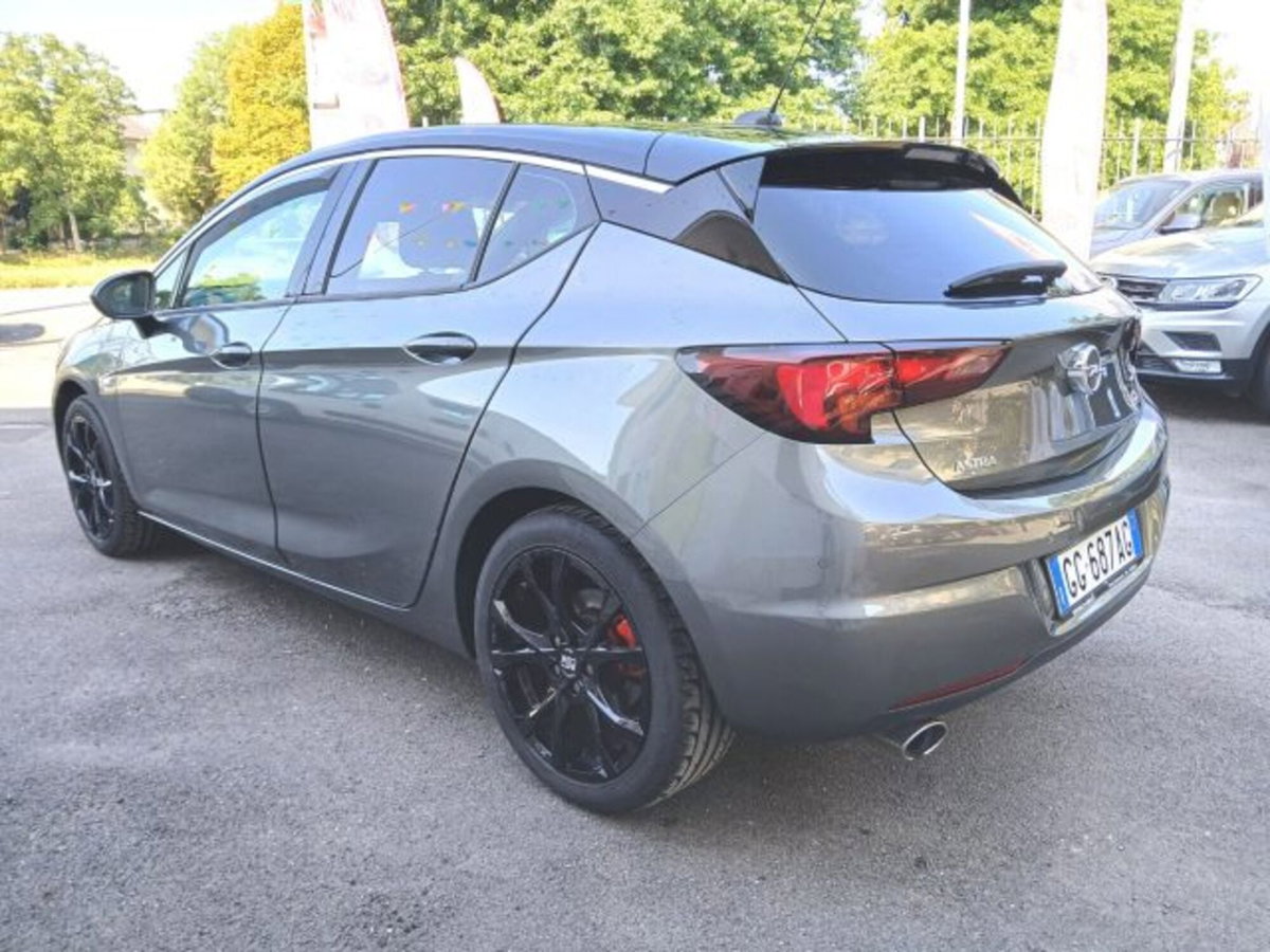 Opel Astra 1.5 CDTI 122 CV S&S AT9 5 porte Ultimate (2)