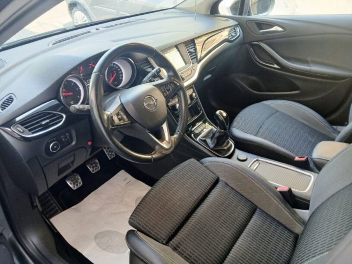 Opel Astra 1.5 CDTI 122 CV S&S AT9 5 porte Ultimate (3)