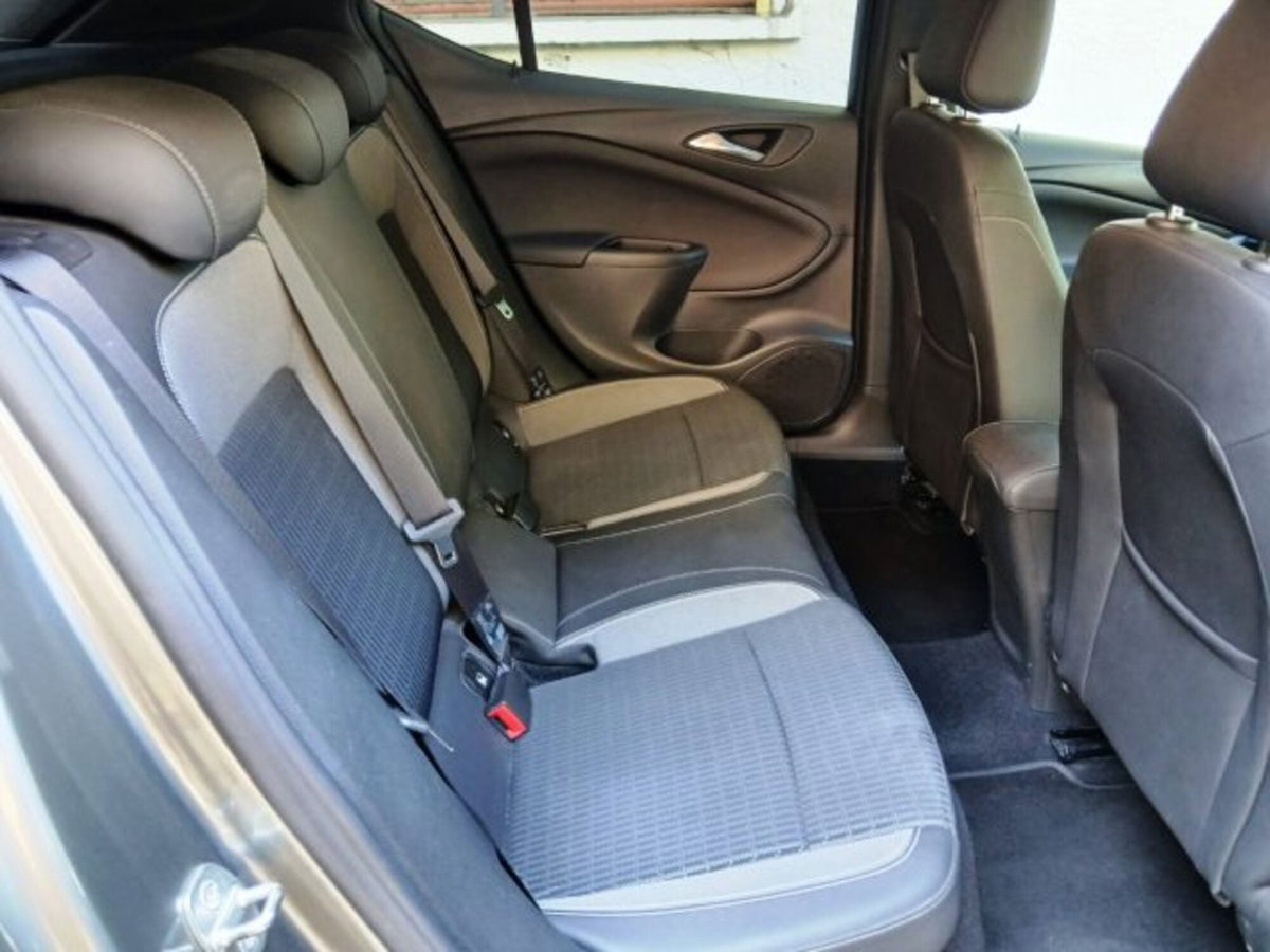 Opel Astra 1.5 CDTI 122 CV S&S AT9 5 porte Ultimate (7)