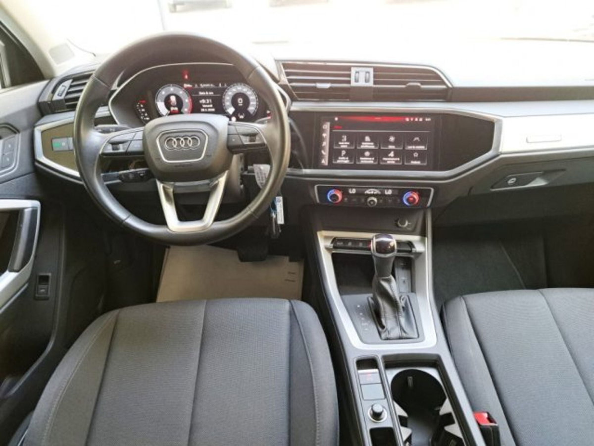 Audi Q3 Sportback 35 TDI quattro S tronic Business Plus (10)