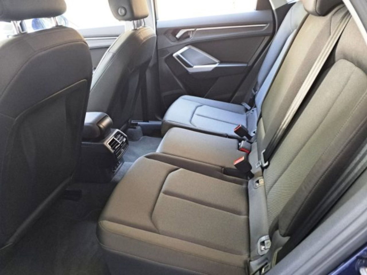 Audi Q3 Sportback 35 TDI quattro S tronic Business Plus (11)