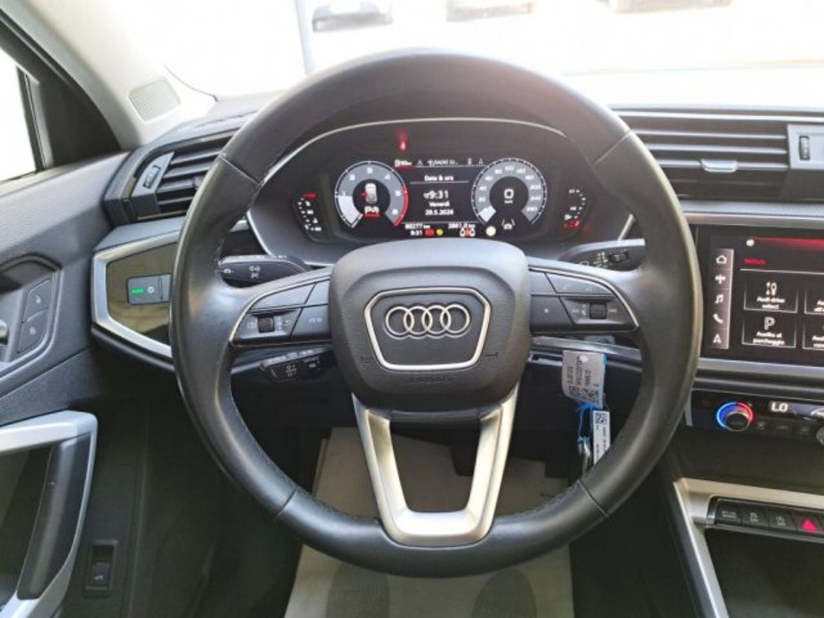 Audi Q3 Sportback 35 TDI quattro S tronic Business Plus (19)