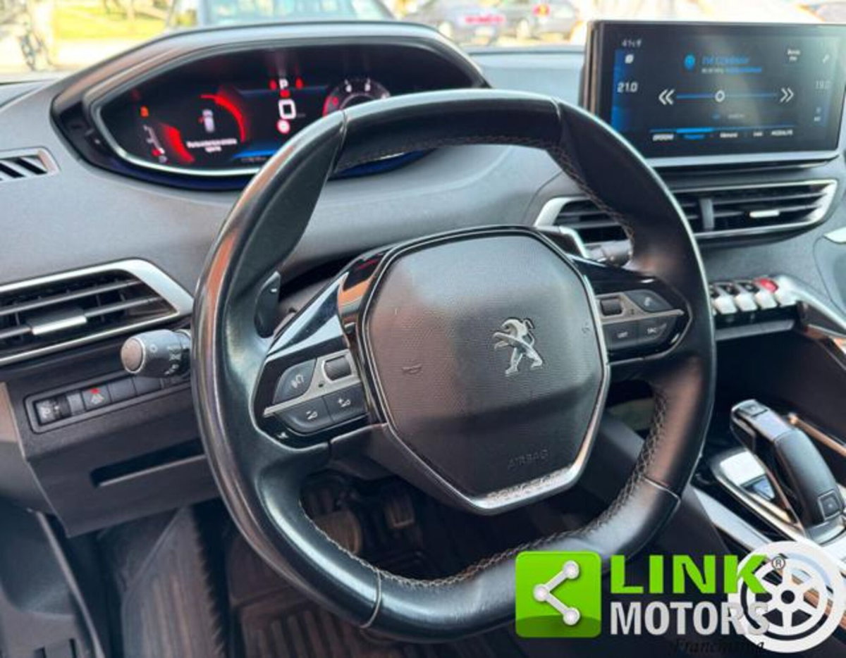 Peugeot 3008 BlueHDi 130 S&S EAT8 Allure Pack (11)