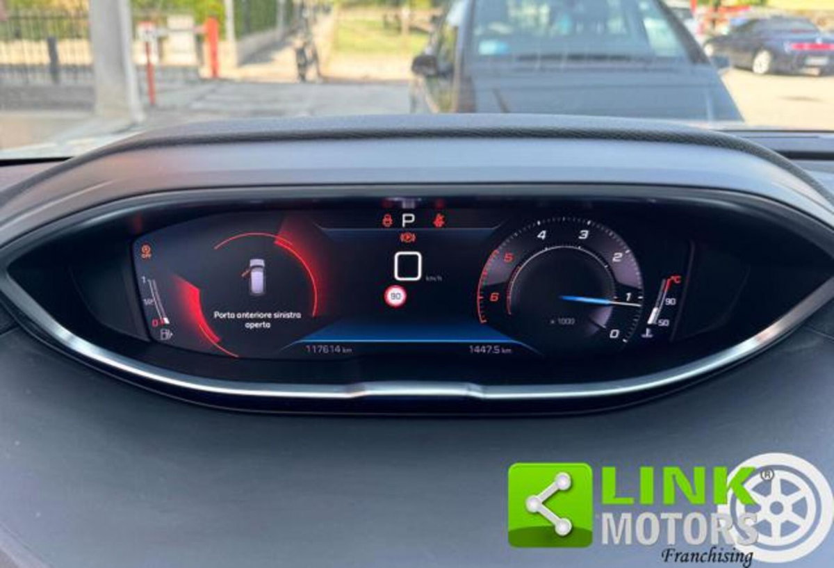 Peugeot 3008 BlueHDi 130 S&S EAT8 Allure Pack (13)