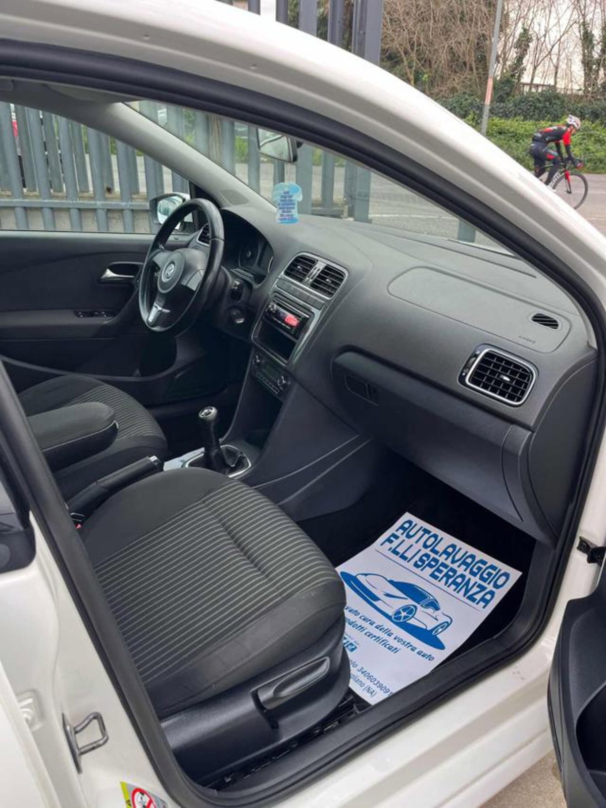 Volkswagen Polo 1.2 TSI 5 porte Highline (7)